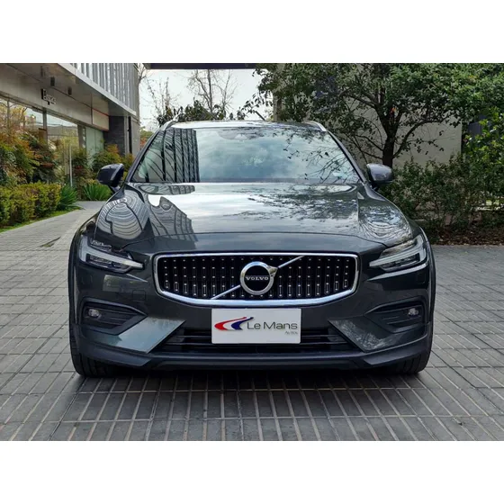 Volvo V60 T5