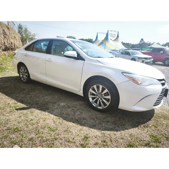 Toyota Camry 2.5 Xle At