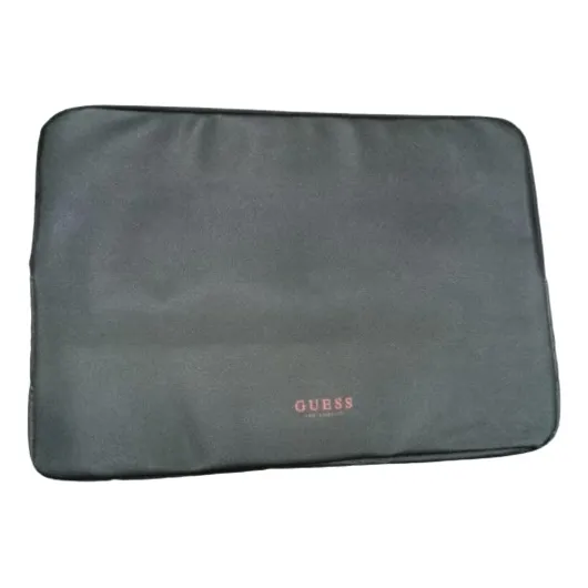 Guess Funda Para Laptop Estilo 15 Leather Laptop Case Negra