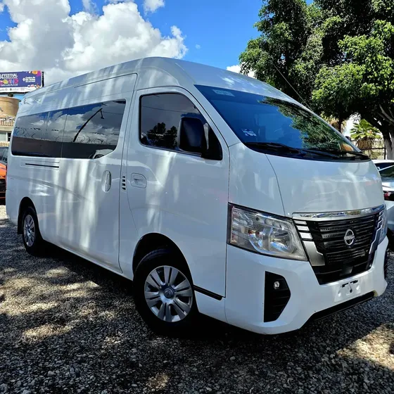 Nissan Urvan 2024 2.5 11 Pas Aa Mt
