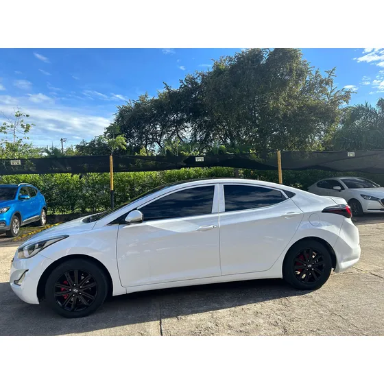 Hyundai Elantra 1.6l