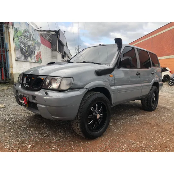 Nissan Terrano 3.0 Td