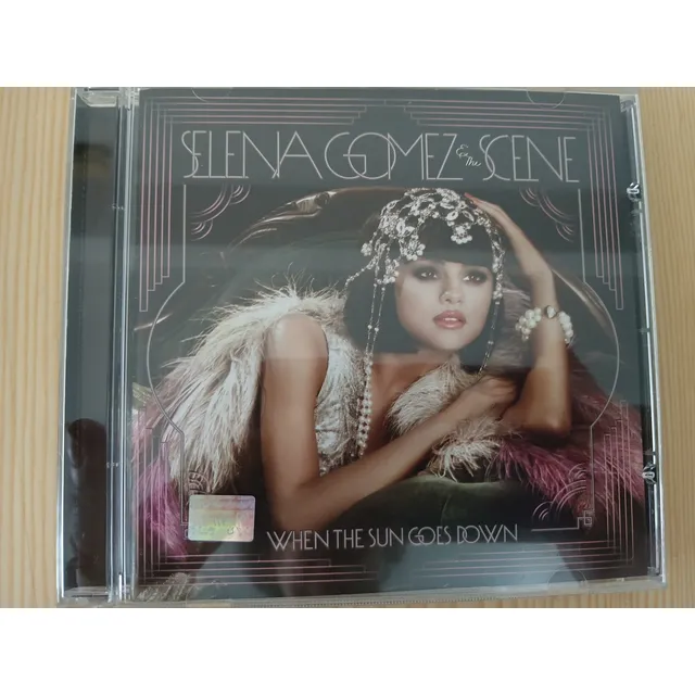 Disco De Selena Gomez When The Sun Goes Down