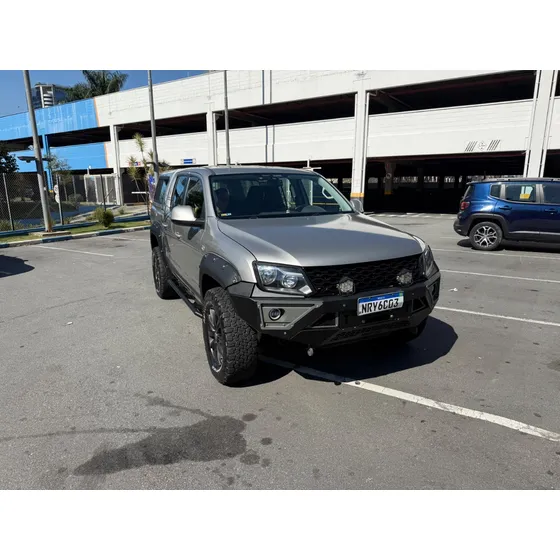 Volkswagen Amarok 2.0 Highline Cab. Dupla 4x4 4p