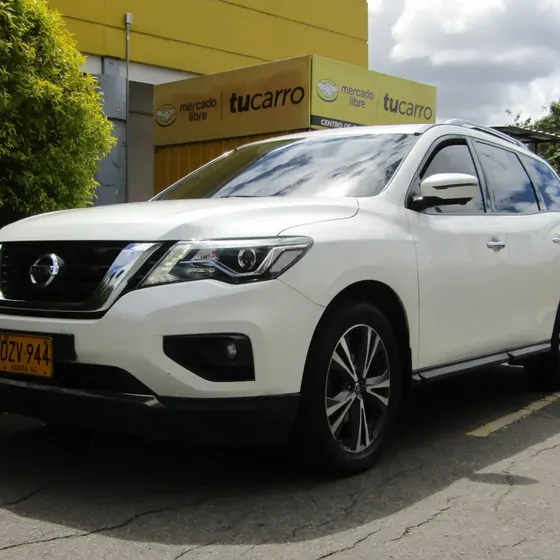 Nissan Pathfinder 2017 3.5 Exclusive Plus 4x4 At