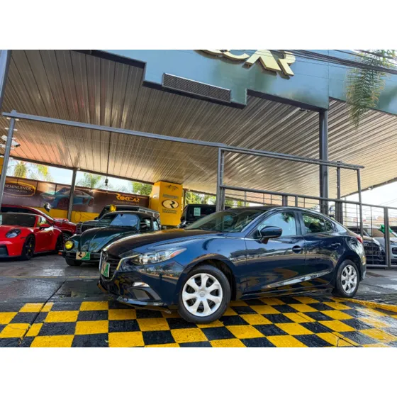 Mazda Mazda 3 2.0 Sedan I L4/ Man Mt