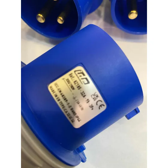 10 Clavijas Marca Ide Mod 02105