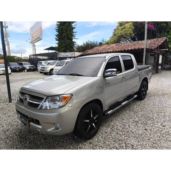 Toyota Hilux 2.7 Imv