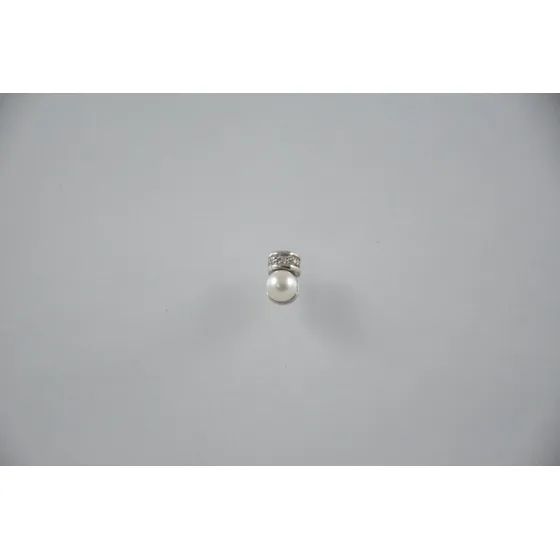Dije De Oro 18k Con Diamantes Y Perla Lbls005rddb011