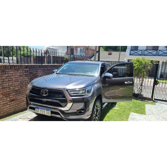 Toyota Hilux 2.8 Cd Srx 177cv 4x4 At