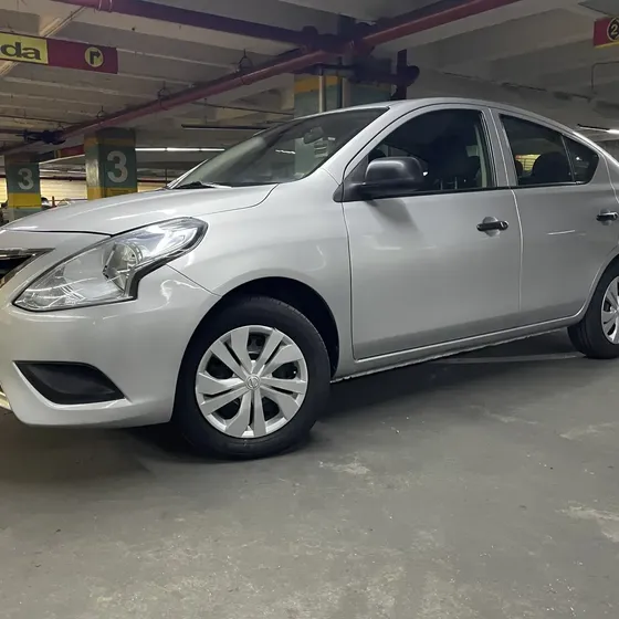 Nissan Versa 2020 1.6 Sense