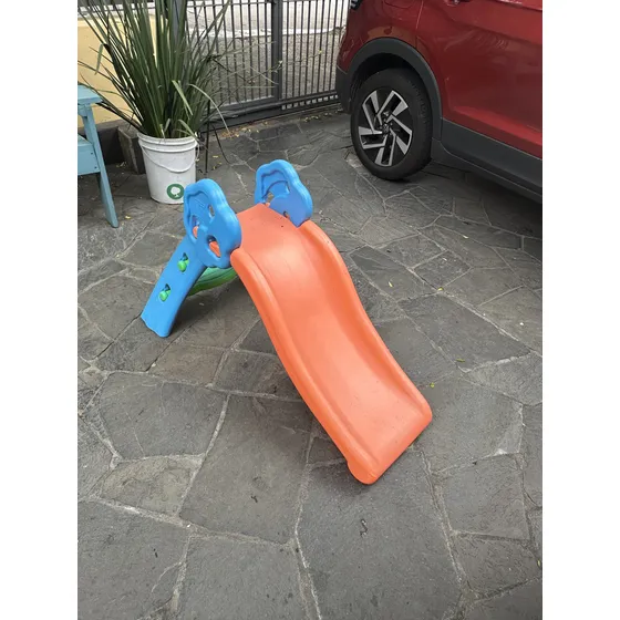 Tobogán Infantil En Excelente Estado