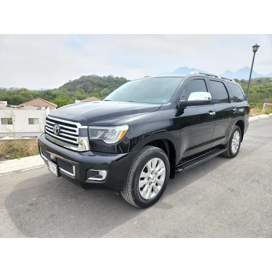 Toyota Sequoia 5.7 Platinum At