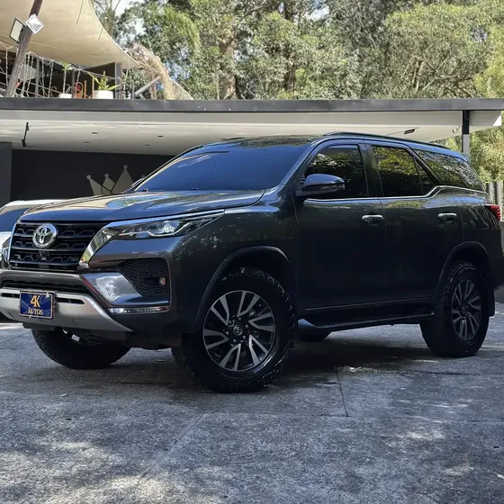 Toyota Fortuner 2021 2.4 Street At 7as