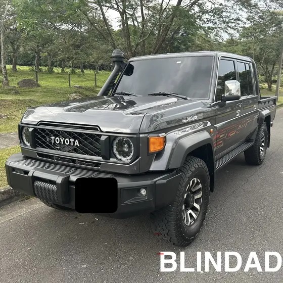 Toyota Land Cruiser 79 2024 Turbo Diesel 2.8 Gdj79l