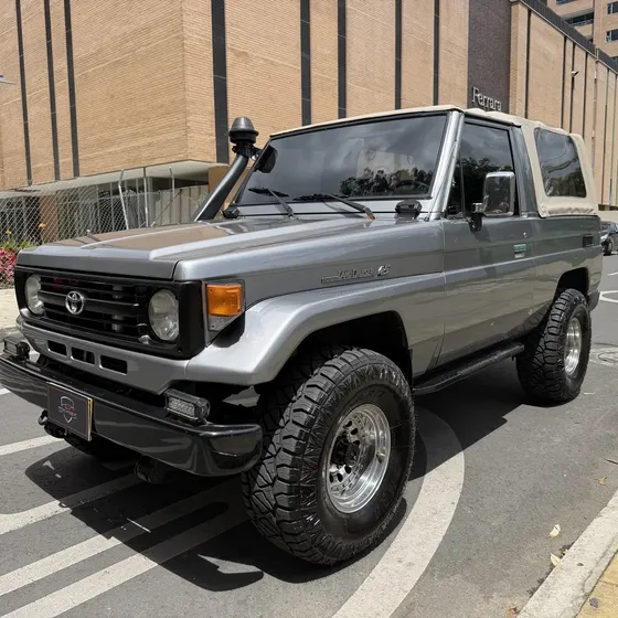 Toyota Land Cruiser 1999 4.5 Fzj75 Chasis