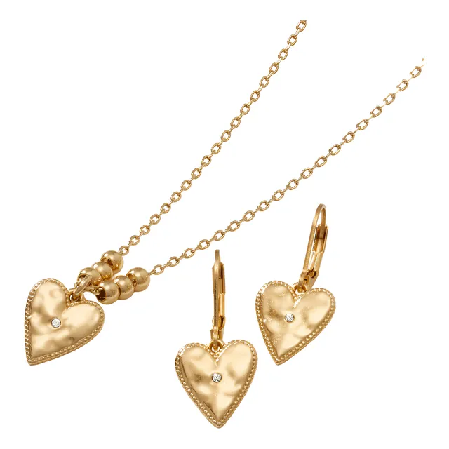 Aretes Y Collar Coleccion Corazon Yanbal