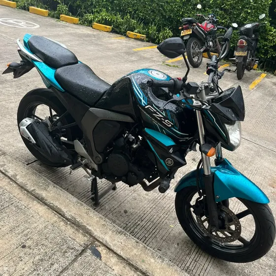 Vendo Yamaha Fz 2.0 Modelo 2016 En Buenas Condiciones