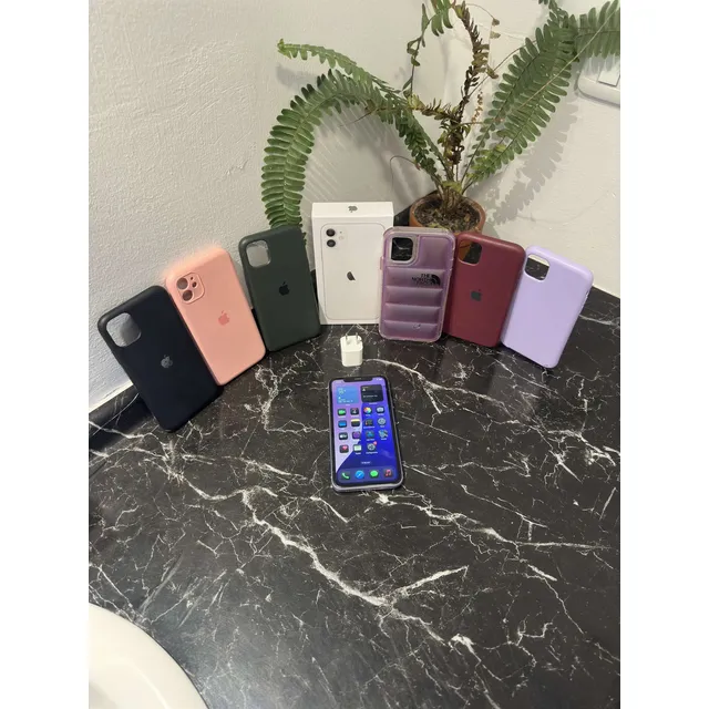 iPhone 11 - 64 Gb 