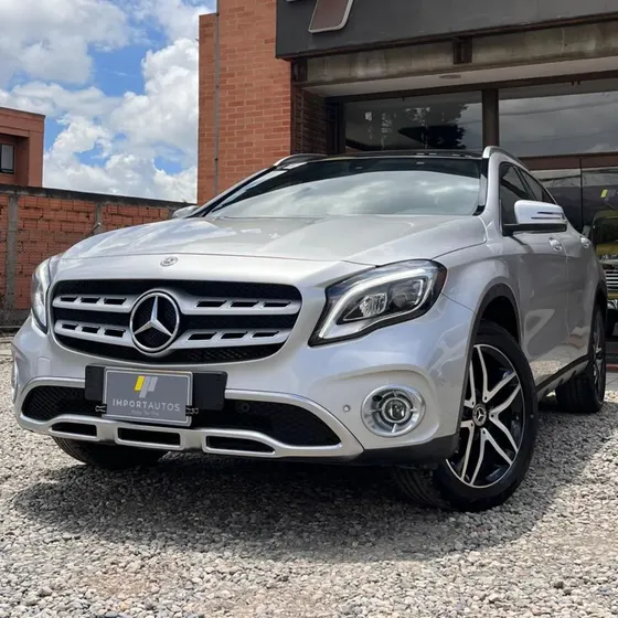 Mercedes-Benz Clase Gla 2018 1.6 200 Urban