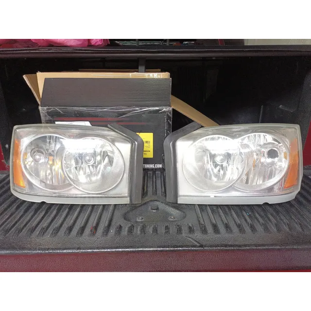 Faros Delanteros Dodge Dakota 2007 Usados