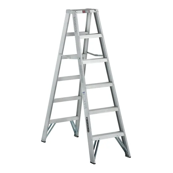 Escalera De Aluminio Tijera Cuprum C-2231-06