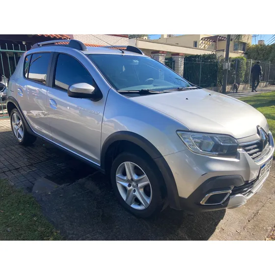 Renault Sandero Stepway 1.6 Zen