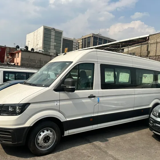 Volkswagen Crafter 2026 2.0 Pasajeros 5.0 Ton Lwb Caja Extendida Mt