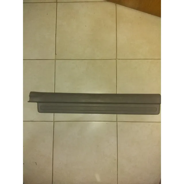Posapies Delantero Derecho Corolla 2009-2012 Original Usado