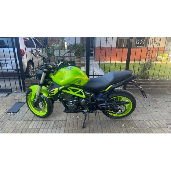 Benelli 302s Naked