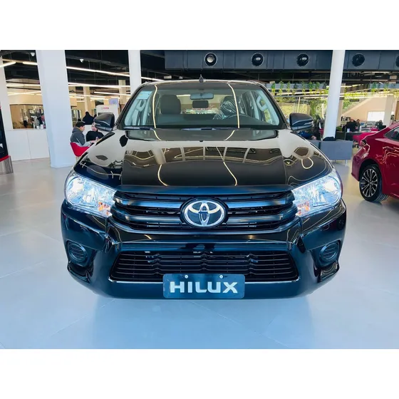 Toyota Hilux Pick-up 2.4 Cd Sr 150cv 4x2 At