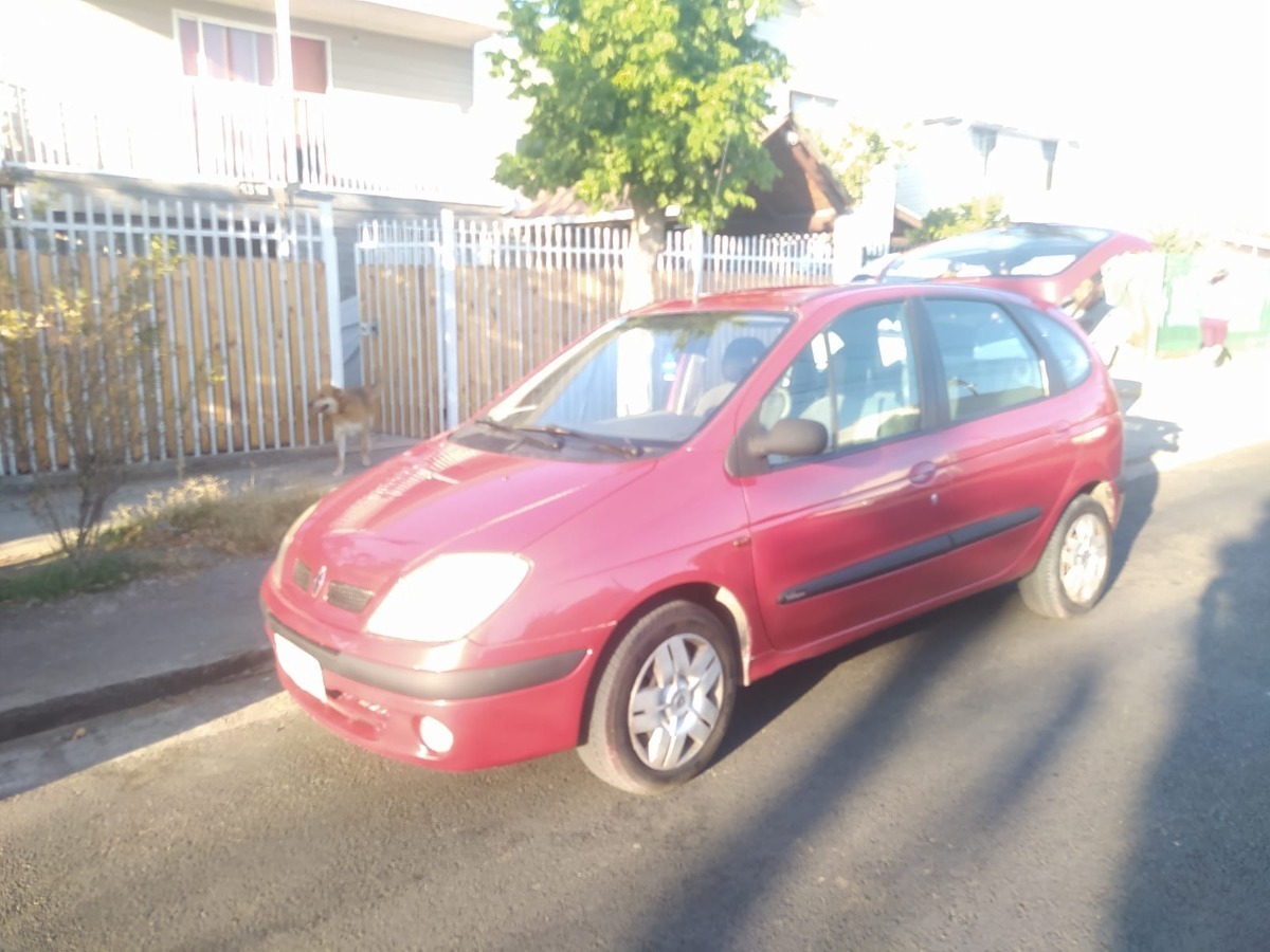 Renault Scenix