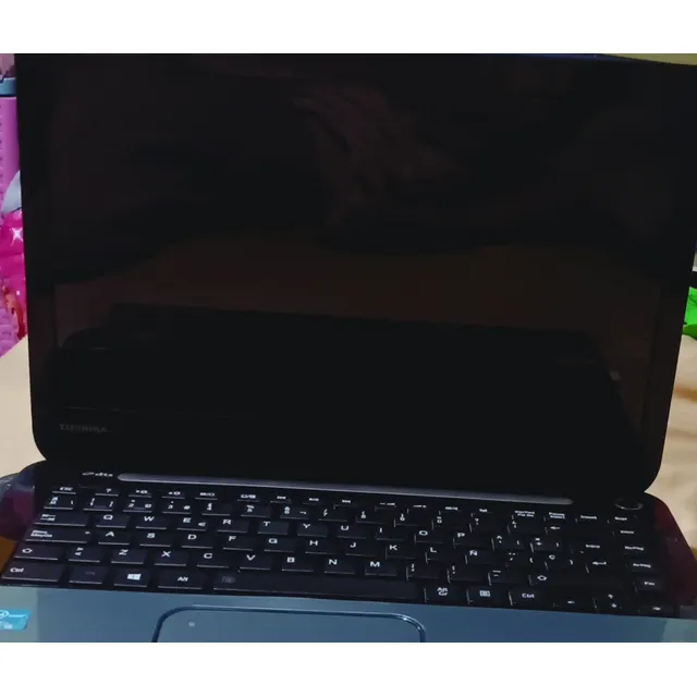 Laptop Toshiba R