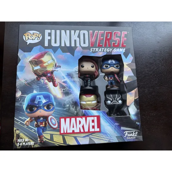 Funkoverse Marvel + Expansión Iron Man Black Panther