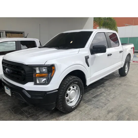Ford F-150 4p Xl Crew Cab 4x4 V6/3.3 Aut