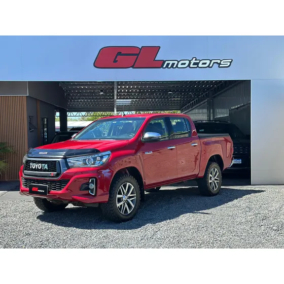 Toyota Hilux 2.8 D/cab 4x4 Srv