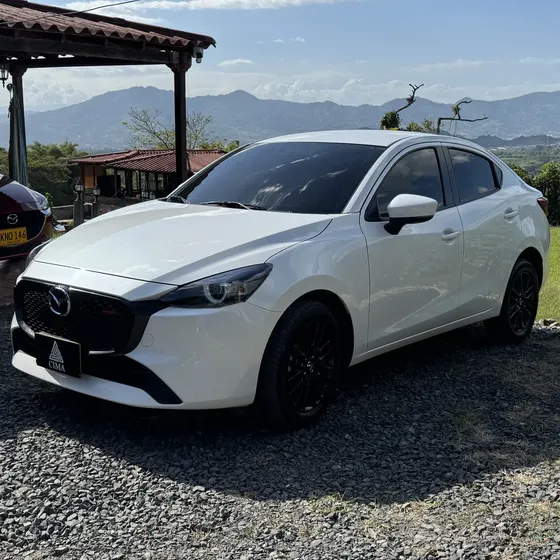 Mazda 2 Sedan 2025 1.5 Grand Touring At