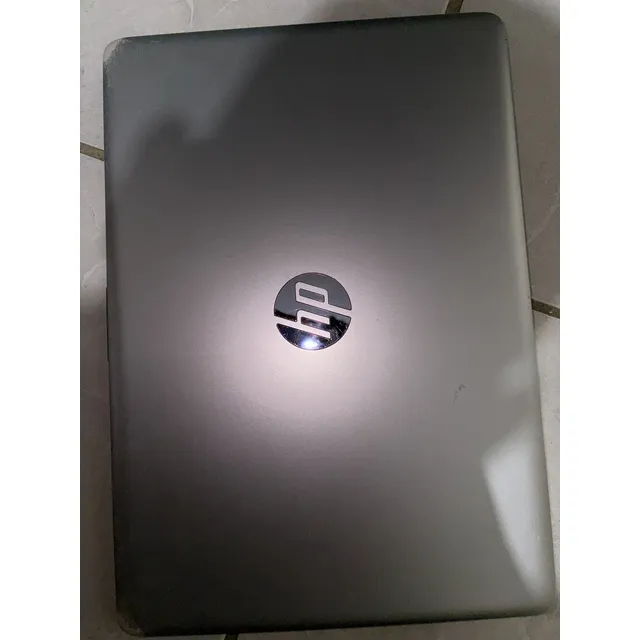 Hp-14-cm0008la 14  Plata 8gb De Ram - 1tb Hdd - Amd Ryzen 3
