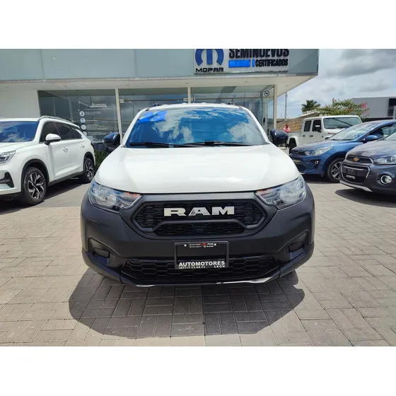 Ram 700 1.3 Slt Reg Cab Mt