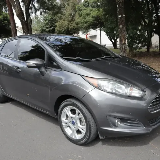 Ford Fiesta 2015 Sportback Se 1.6 Tp 4p
