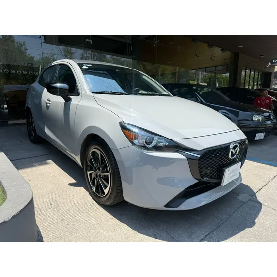 Mazda Mazda 2 2.0 Signature Sedan At