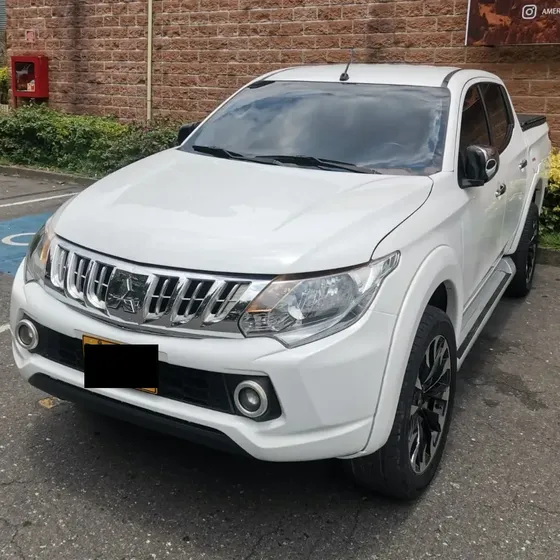 Mitsubishi L200 Sportero 2018 2.5 High Power