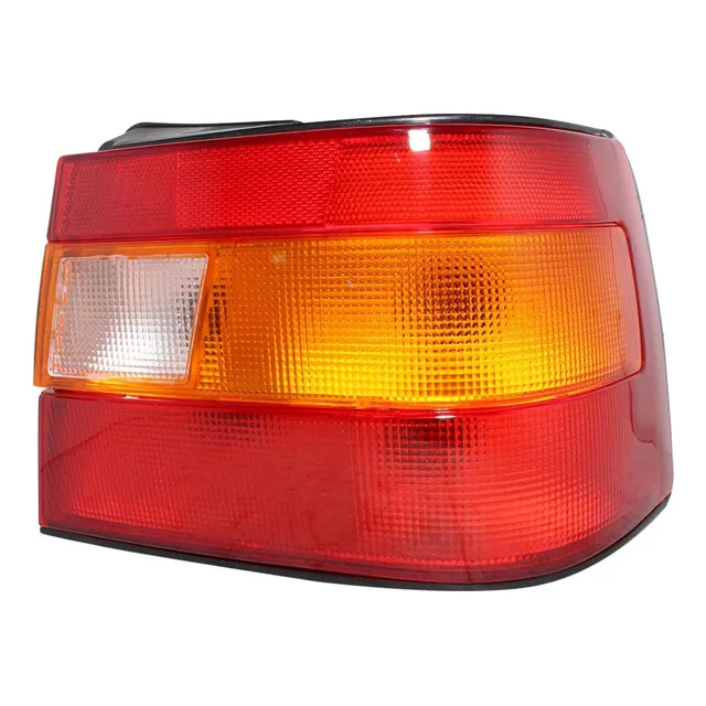Faro Posterior Derecho Para Hyundai Excel 1.5 G4dj Sohc 1988