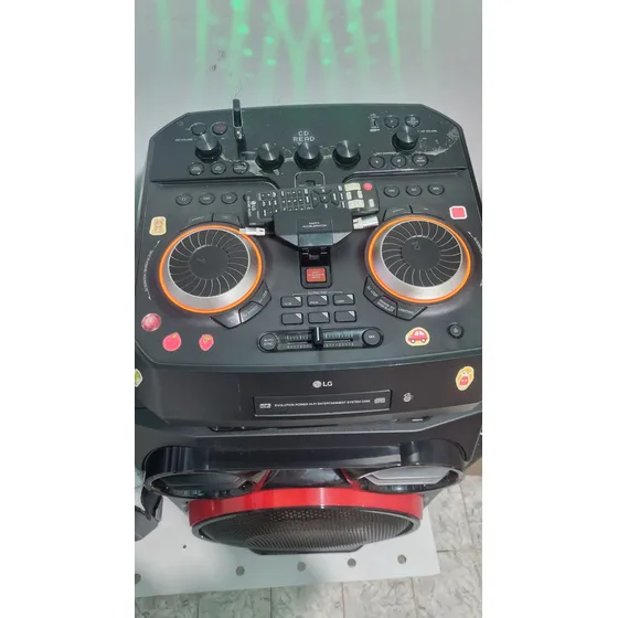 LG Xboom Ck99 Preto Com Bluetooth 4100w De Potência - 220v E