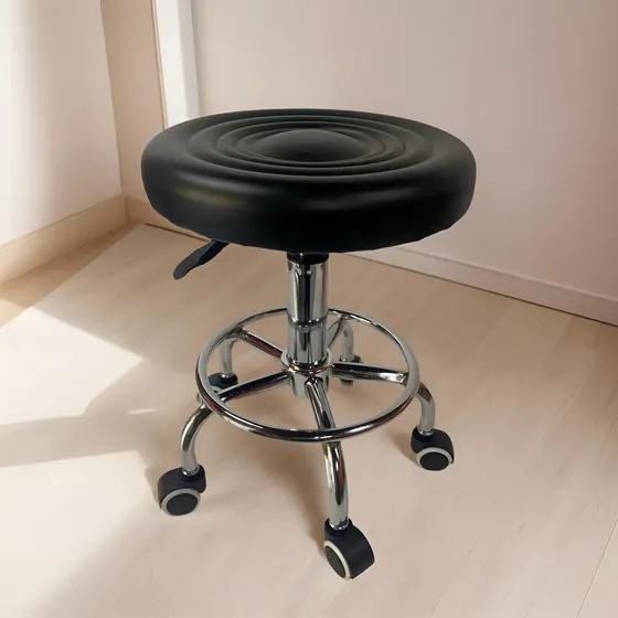 Silla Giratoria 360 Piso Taburete Clínico Altura Regulable Acabado de la estructura Cromado Color Negro