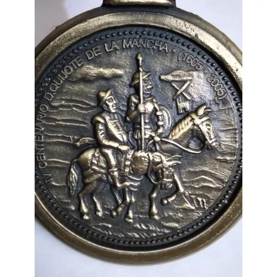 Destapador De Botellas Con Motivos Del Quijote Y Cervantes