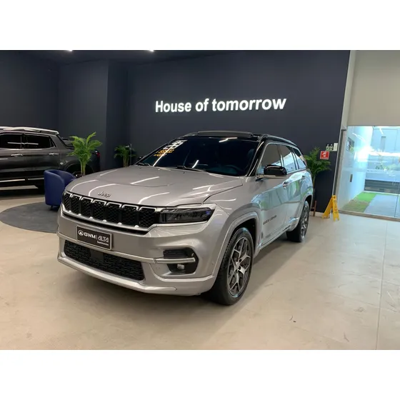 Jeep Commander Overland 1.3 T270