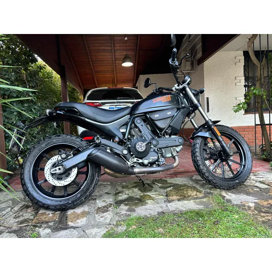 Ducati Scrumbler 400