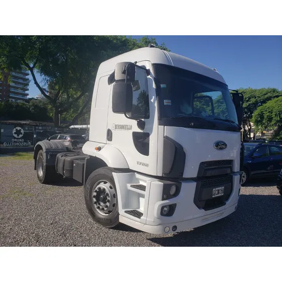 Camión Ford Cargo 1722 2015 Con Semirremolque Automovilero 