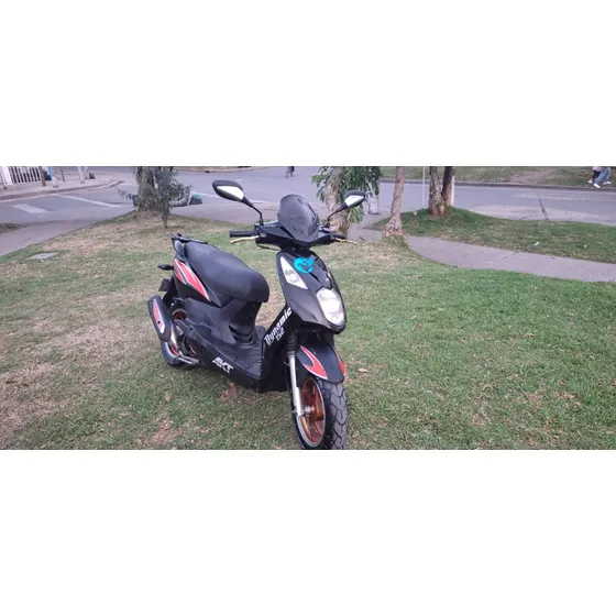 Akt Dynamic 125 Negra Modelo 2012 Segunda Serie 